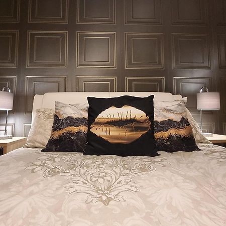 Spacious House City Skyline And Mountain Views Close Too Belfast Centre And Airports Free Parking ภายนอก รูปภาพ