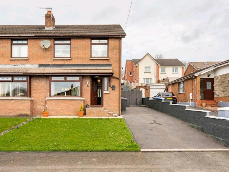 Spacious House City Skyline And Mountain Views Close Too Belfast Centre And Airports Free Parking ภายนอก รูปภาพ